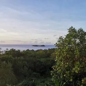  Appartement Malendure Bay