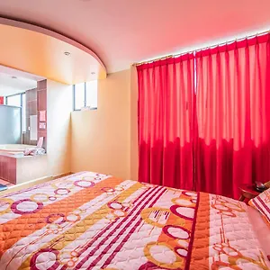 hostal-oro-orense.hotelsquito.com/